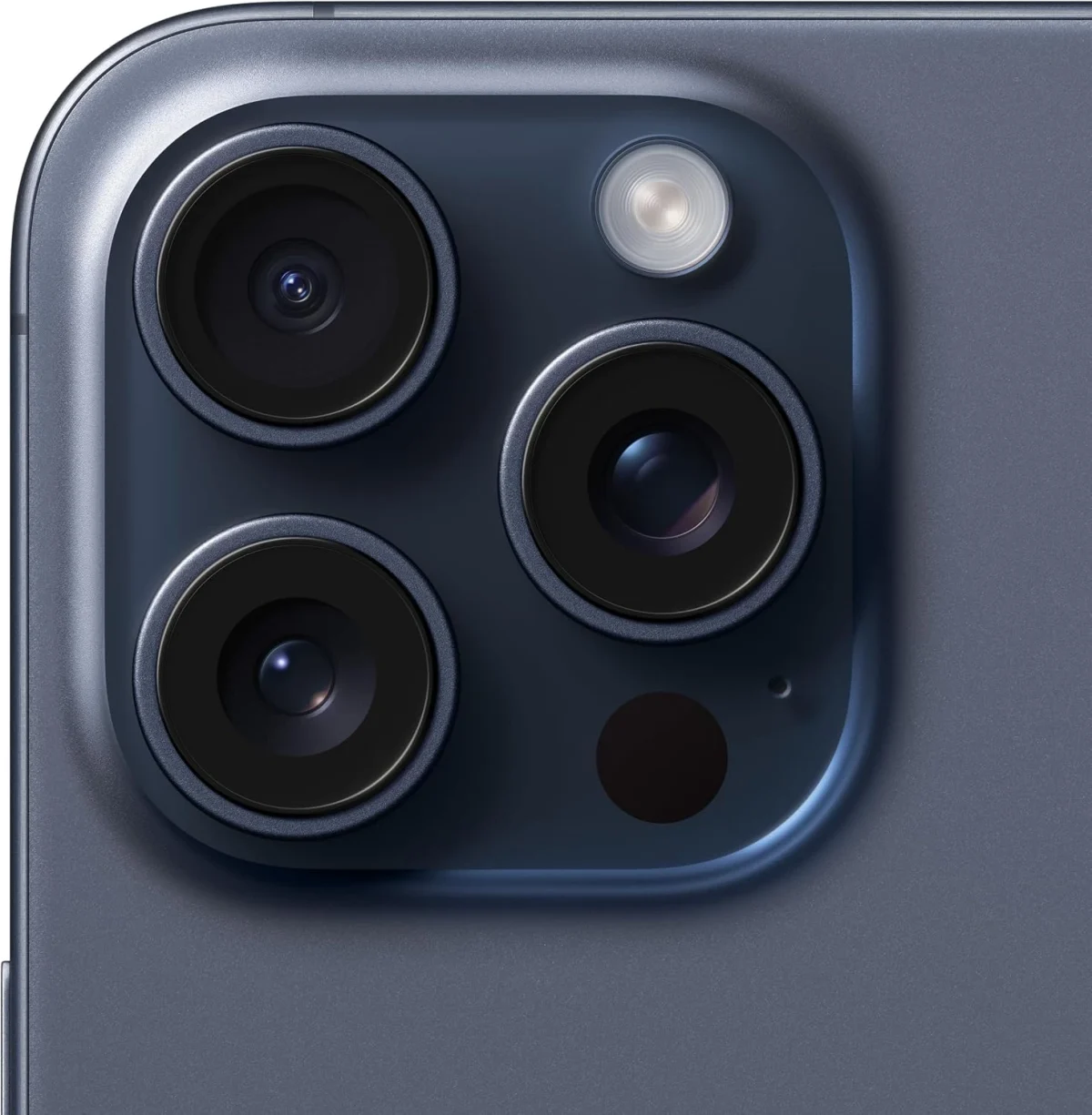 iPhone 15 Pro Max Camera - Titanium